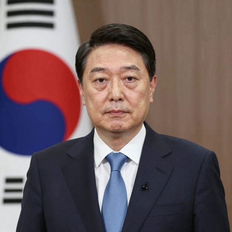 강훈식 비서실장의 공식 프로필 사진, 대통령실 제공