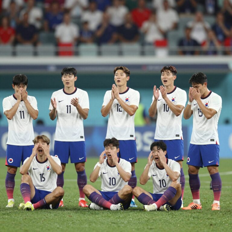 2026 월드컵 한국 축구 대표팀 승리 후 선수들이 함께 기뻐하는 모습