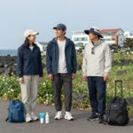 제주도 9월 날씨 여행 준비 꿀팁 제주도 9월 날씨에 맞춰 준비한 레이어드 옷차림과 방수우비 자외선차단제 선글라스 여행용품