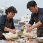 삼계탕 전복 손질하는법 쫄깃하게 끓이기 닭 꽁지와 지방 제거하는 손질 방법
