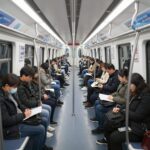 지하철 약냉방칸 위치와 출퇴근 쾌적 팁 지하철 객실 내 냉기 흐름과 온도 분포 일러스트